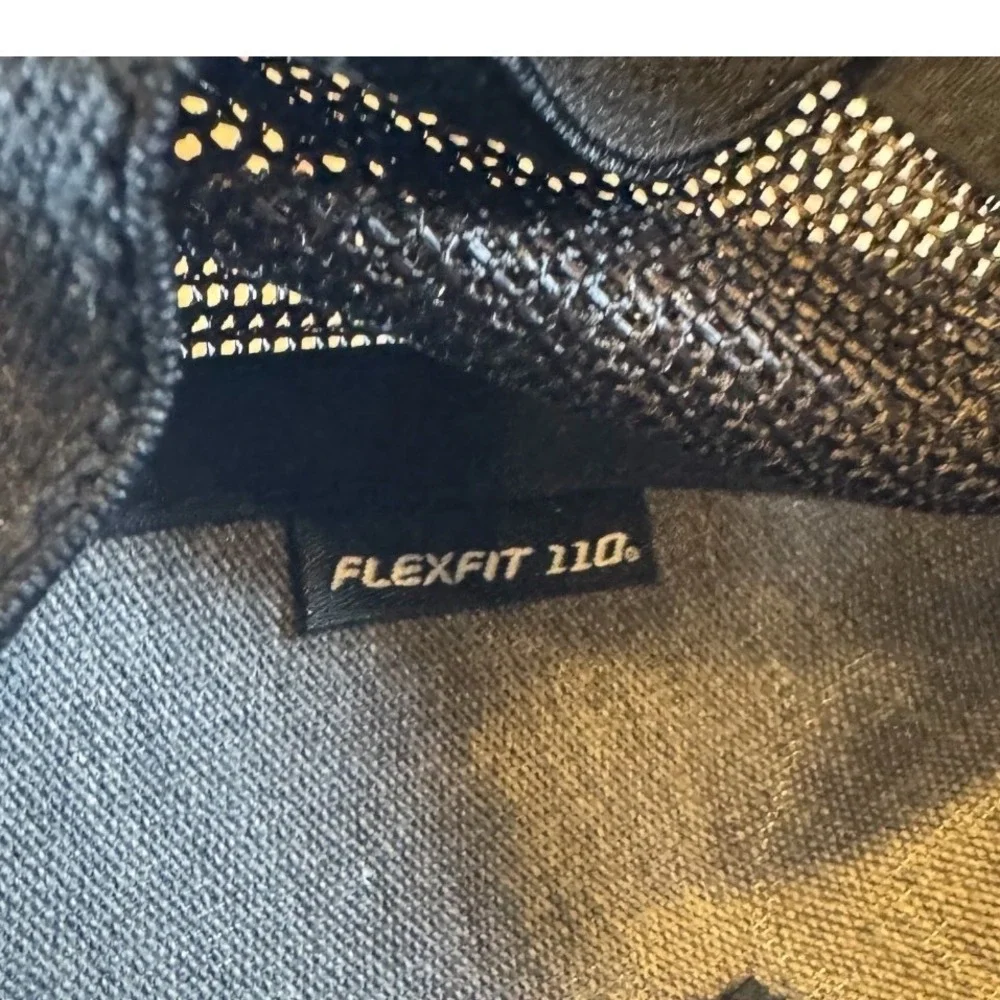 The North Face Black Mesh‎ Trucker Hat Graphic Patch Outdoor Adventure